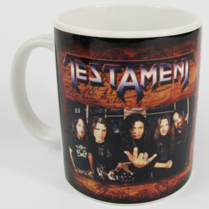 Метал чаша на Testament с групата