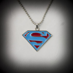 Дамски медальон на Superman на Топ цена