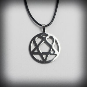 Висулка Heartagram HIM от медицинска стомана - Hover Image
