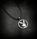 Мъжки медальон със зайчето на Playboy