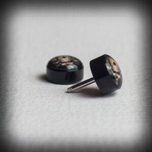 Черна обеца за ухо тип флеш с череп 1.2x6mm - Hover Image