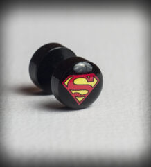 Черна обеца ухо флеш 1.2mm с логото на Superman