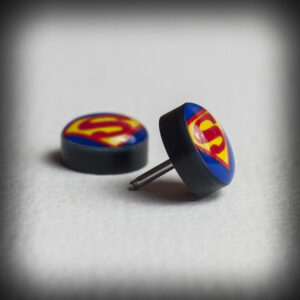 Мъжка обеца за ухо Superman имитация на флеш - Hover Image