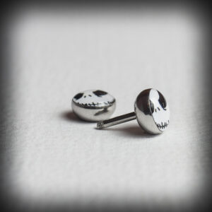 Стоманена обеца за ухо Jack Skellington 7 мм - Hover Image