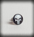 Обеца за ухо Punisher 9.6 мм. с череп и винт