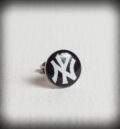 Обеца за ухо New York Yankees 9.6 мм. с лого NY