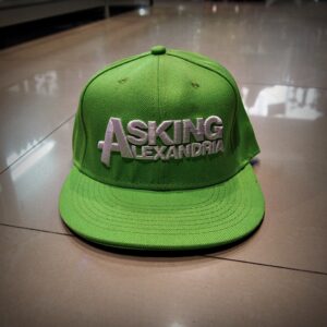 Наситено зелена шапка с права козирка Asking Alexandria с бяла релефна бродерия