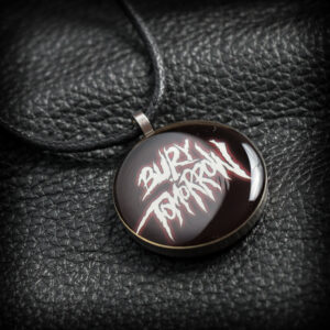 Дамски медальон на Bury Tomorrow