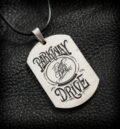 Мъжки медальон на Parkway Drive