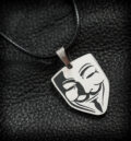 Стоманен медальон на Anonymous