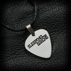 стоманено колие перце Sleeping With Sirens от медицинска стомана върху черна кожа