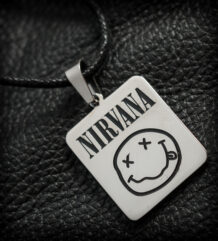 Качествена плочка за врат на Nirvana
