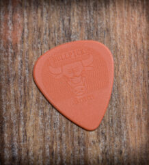 Перце за китара 0,6 mm в оранжево - 1 лв.