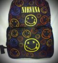 Черна тийнейджърска раница за училище с жълт надпис Nirvana и цветни емотикони
