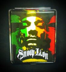 Уникална табакера на Snoop Lion