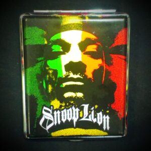Уникална табакера на Snoop Lion