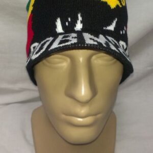 Ръчно плетена зимна шапка Bob Marley с козирка и надпис One Love - Hover Image