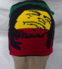Зимна шапка Bob Marley с ямайски цветове и голям лик