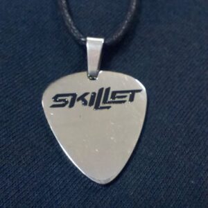 Стоманен медальон перце на Skillet