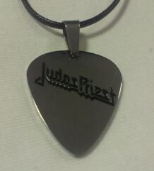Стоманен медальон на Judas Priest