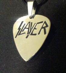 Страхотен медальон перце на Slayer