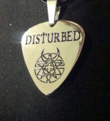 Висулка за врат, перце на Disturbed