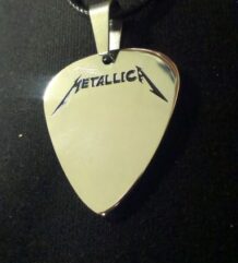Медальон перце с логото на Metallica
