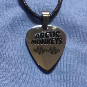 Качествен медальон на Arctic Monkeys - Hover Image
