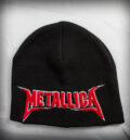 Черна зимна мъжка шапка с червена бродерия на логото на Metallica