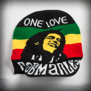 Зимна мъжка шапка Bob Marley с козирка и надпис One Love