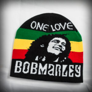 Зимна мъжка шапка с Боб Марли One Love и раста цветове