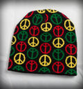 Зимна мъжка шапка Peace с ямайски цветове на черен фон