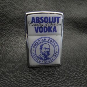 Хромирана бензинова запалка с водка