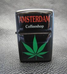 Запалка Amsterdam с зелена тревичка