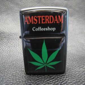 Запалка Amsterdam с зелена тревичка