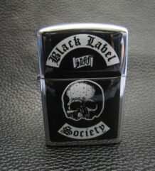 Сива запалка на Black label society