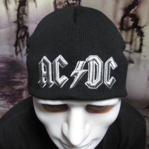 Зимна мъжка шапка AC/DC в черно със сива 3D бродерия