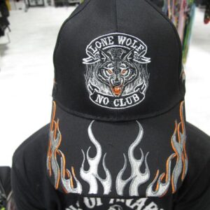 Мъжка шапка с козирка Lone Wolf No Club - Hover Image