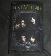 Портмоне на Black Veil Brides с групата