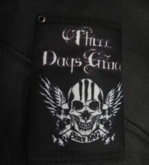Портмоне на Three Days Grace - 15 лева