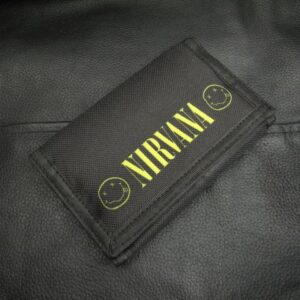 Портфейл на Nirvana със снимка на групата - Hover Image