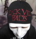 Черна зимна плетена шапка на Black Veil Brides с червена бродерия