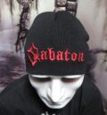 Зимна мъжка шапка Sabaton в черно с червена 3D бродерия
