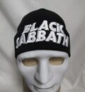 Черна зимна мъжка шапка с бяла бродерия на Black Sabbath