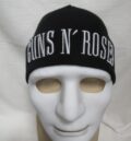 Черна мъжка зимна шапка с бродирано лого на Guns N' Roses