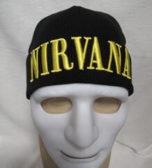 Черна зимна мъжка шапка с жълта бродерия на Nirvana