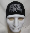 Черна зимна мъжка шапка със сива бродерия на Bring Me The Horizon