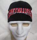 Черна зимна мъжка шапка с червена бродерия на Metallica