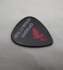 Перце за китара на Hollywood Undead