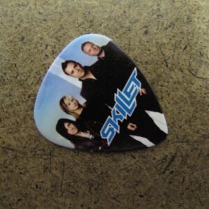 Синьо перце за китара с групата Skillet - Hover Image
